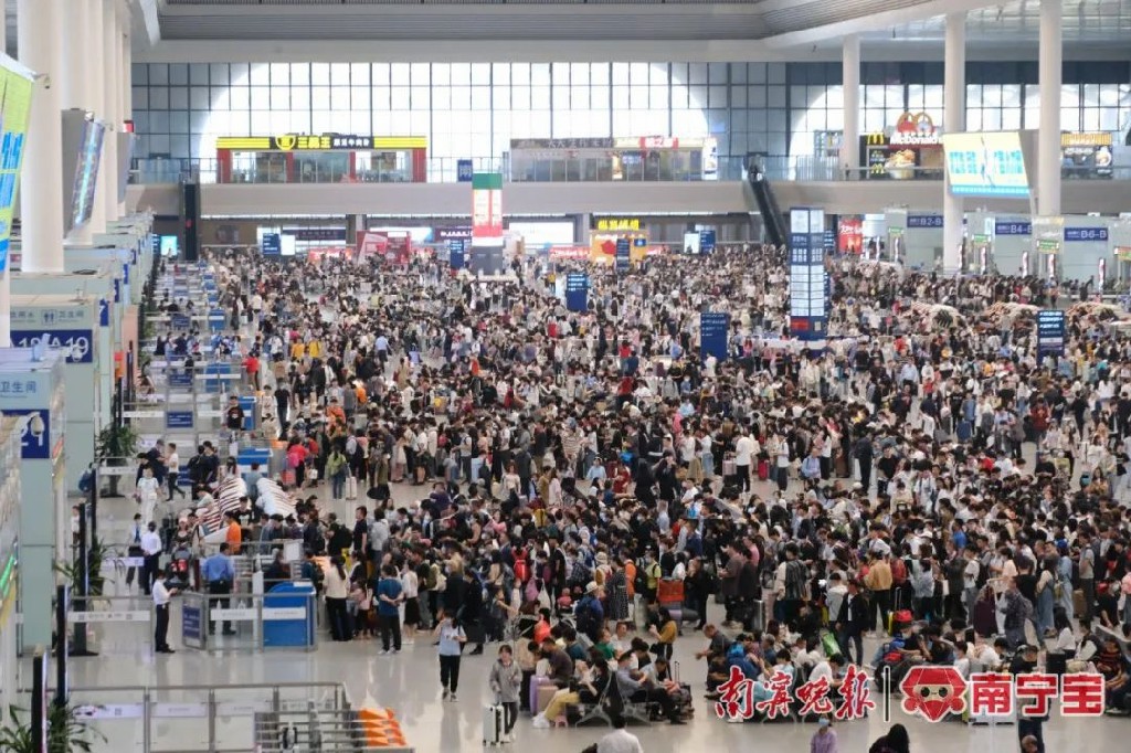 305.8万人次，广西铁路发送旅客数量再创历史新高！